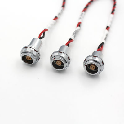 La circulaire 2 Pin Waterproof Connector PRIENT la prise 0K 302 femelle avec l'isolateur de PPS
